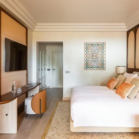 Gran & Club Hotel 5*