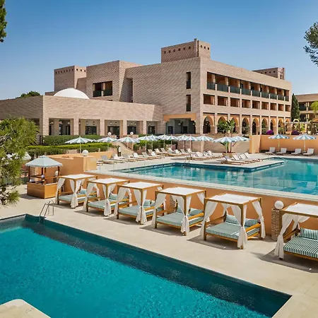 Gran & Club Hotel 5*
