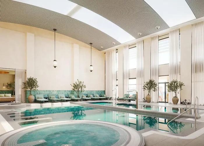 Готель Gran & Club 5*